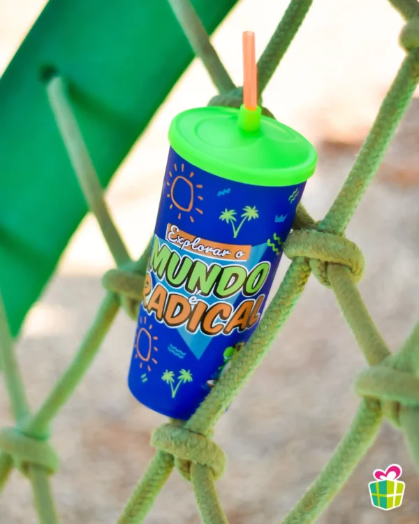 Copo Plástico 500 ml c/ Canudo “Mundo Radical” Azul - Imagem 2